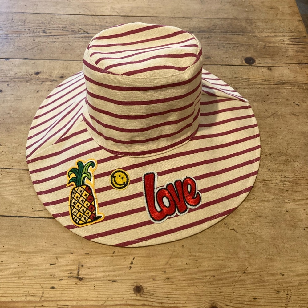 Hat Attack bucket hat purchased at Anthroplogie